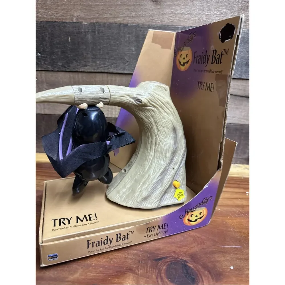 Gemmy Rare Animated Fraidy Bat Halloween Lights Up Sings 